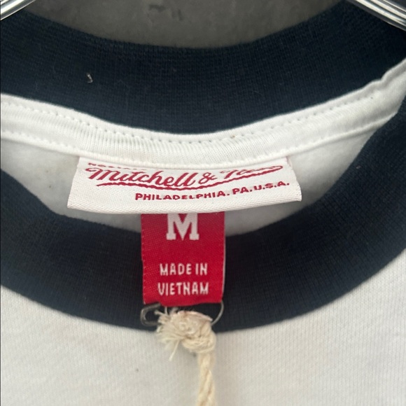 Mitchell & Ness NBA Nets Brooklyn Black White Crewneck Sweater NWT men’s Sz M - Picture 4 of 15